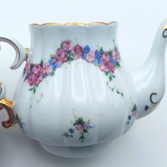 Porcelain Tea For One Floral Stackable 3 Piece Tea Set Roses Gold Trim - Picture 11 of 11